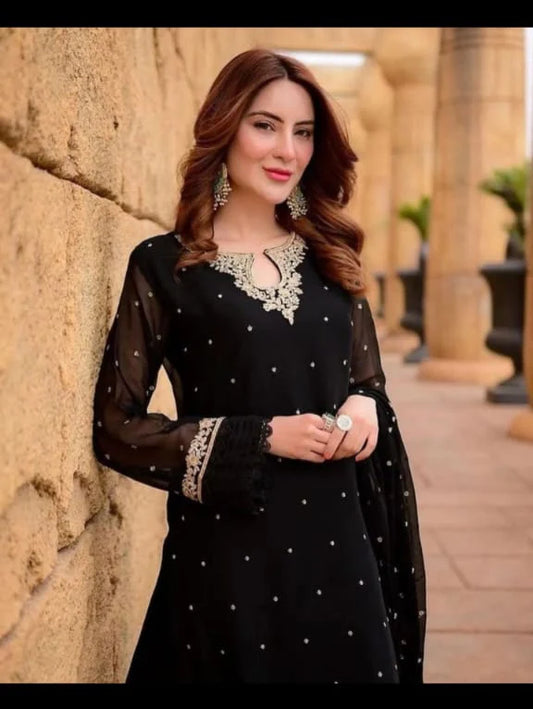 Hania embroidered 3ps