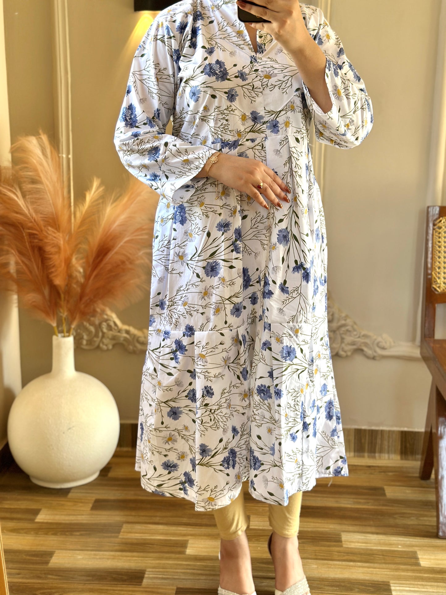 Frill-frock