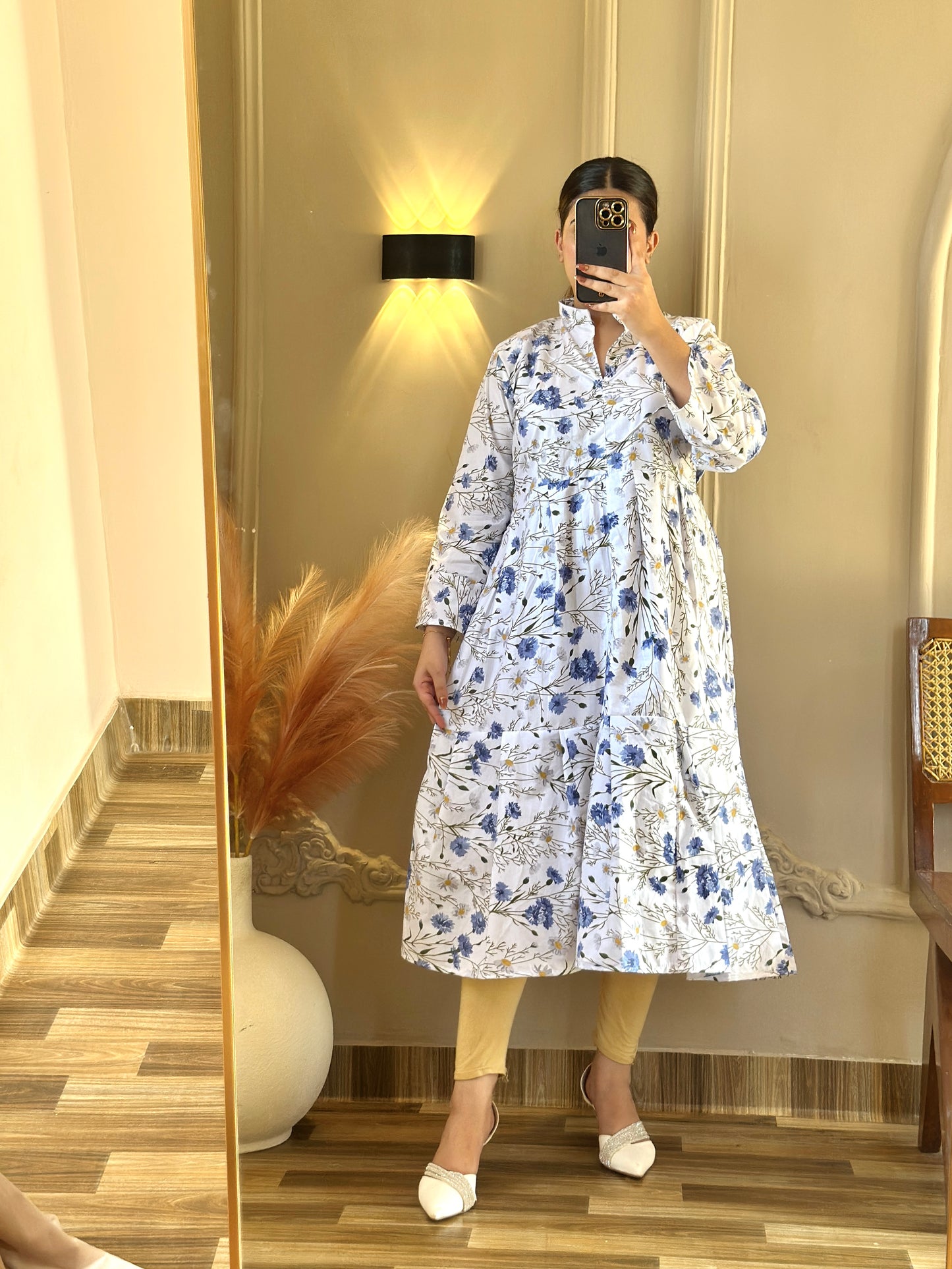 Frill-frock