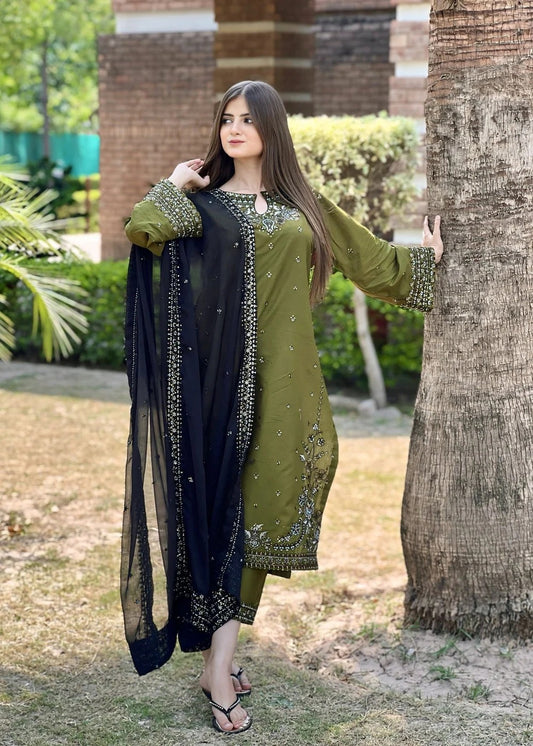 Mayal Embroidered 3ps