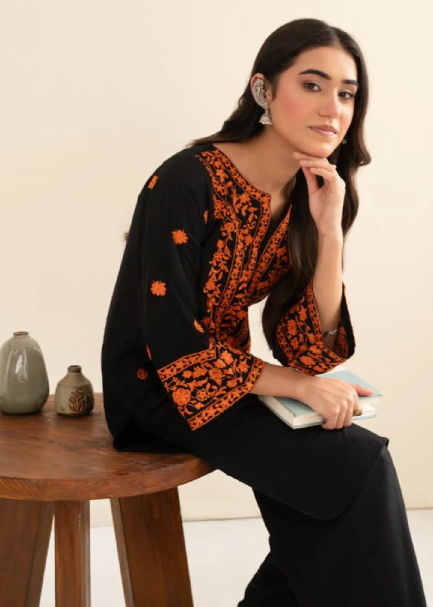 Zouq embroidered 2ps